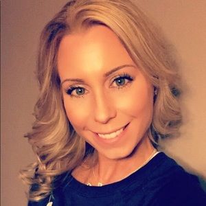 Meet your Posher, Krissi